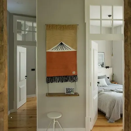 Update Urban Chic Flat In 19th Century Building 2 Bedrooms & 2 Bathrooms & Ac Alfama District *