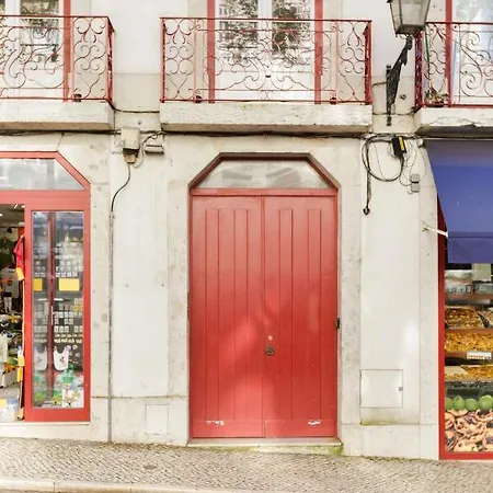 Update Urban Chic Flat In 19th Century Building 2 Bedrooms & 2 Bathrooms & Ac Alfama District 아파트 *