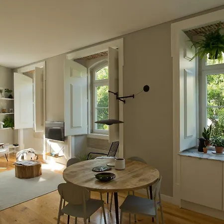 아파트 Update Urban Chic Flat In 19th Century Building 2 Bedrooms & 2 Bathrooms & Ac Alfama District