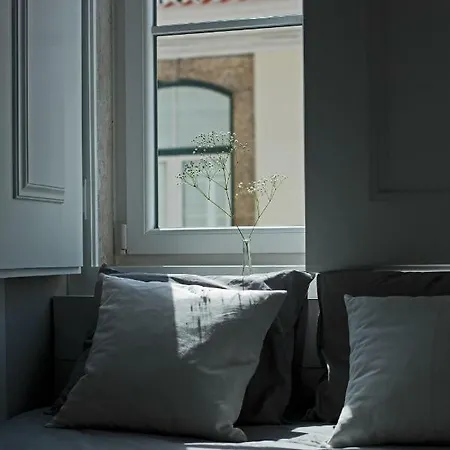 Update Urban Chic Flat In 19th Century Building 2 Bedrooms & 2 Bathrooms & Ac Alfama District Appartement