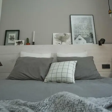 Διαμέρισμα Update Urban Chic Flat In 19th Century Building 2 Bedrooms & 2 Bathrooms & Ac Alfama District
