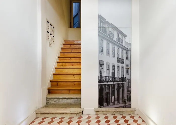 Update Urban Chic Flat In 19th Century Building 2 Bedrooms & 2 Bathrooms & Ac Alfama District Лиссабон