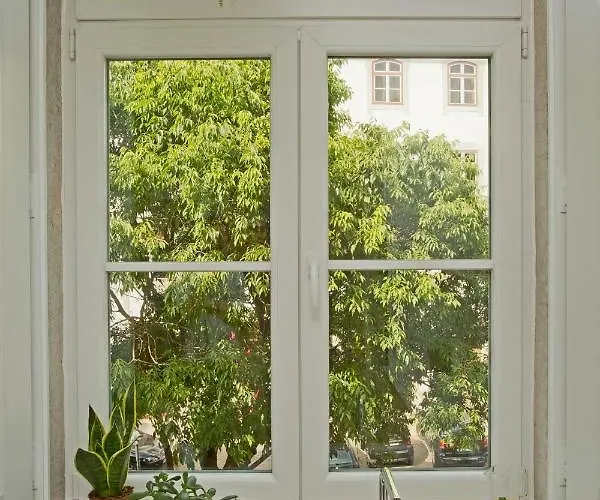 Update Urban Chic Flat In 19th Century Building 2 Bedrooms & 2 Bathrooms & Ac Alfama District Апартаменты