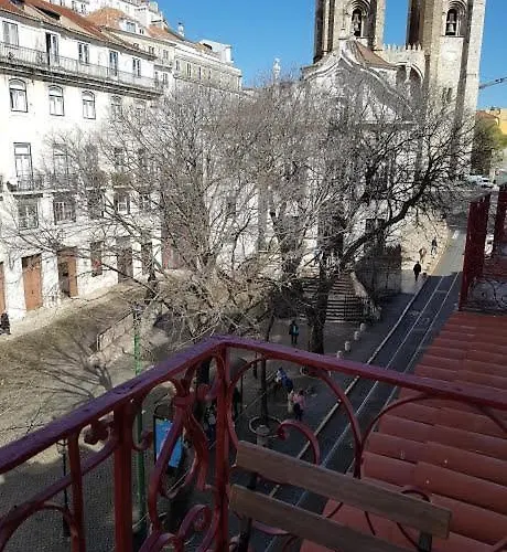 Update Urban Chic Flat In 19th Century Building 2 Bedrooms & 2 Bathrooms & Ac Alfama District *